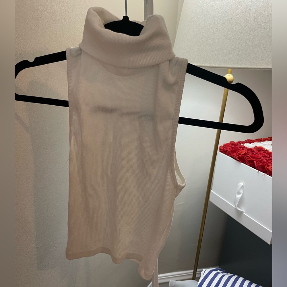 Zara White Sleeveless Turtleneck Top
